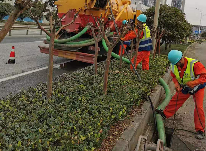 龙马潭市政管道清淤